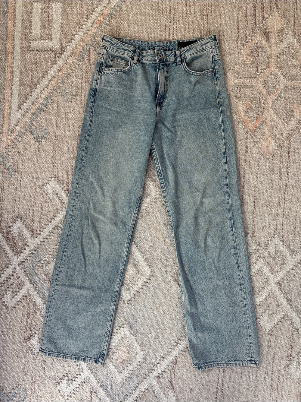 Zara Straight Relaxed Jeans